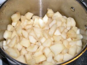 chopped pears in large pot