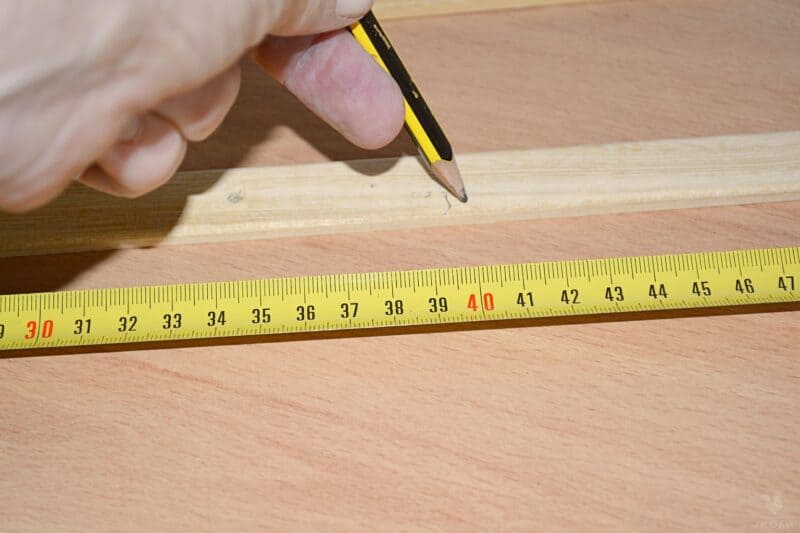 measuring wood frames
