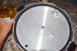 checking pressure canning lid