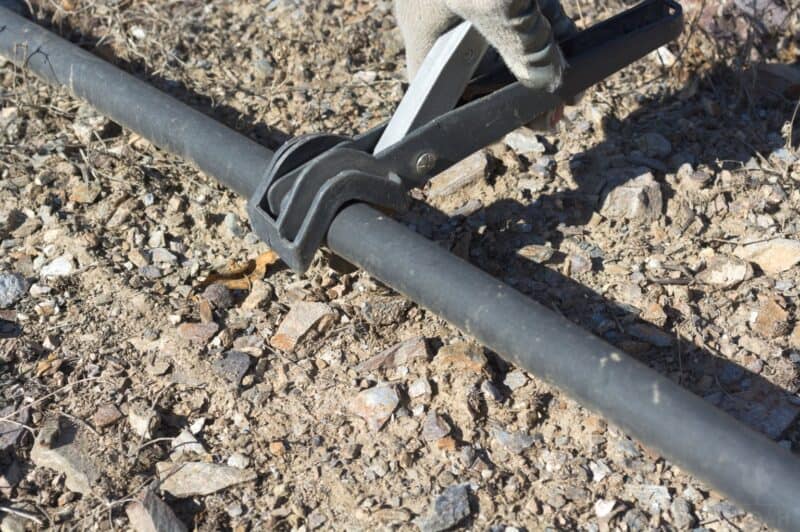 cutting irrigation pipe with pipe cutter