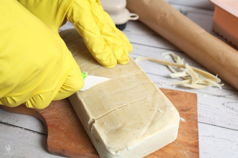cutting the oatmeal soap